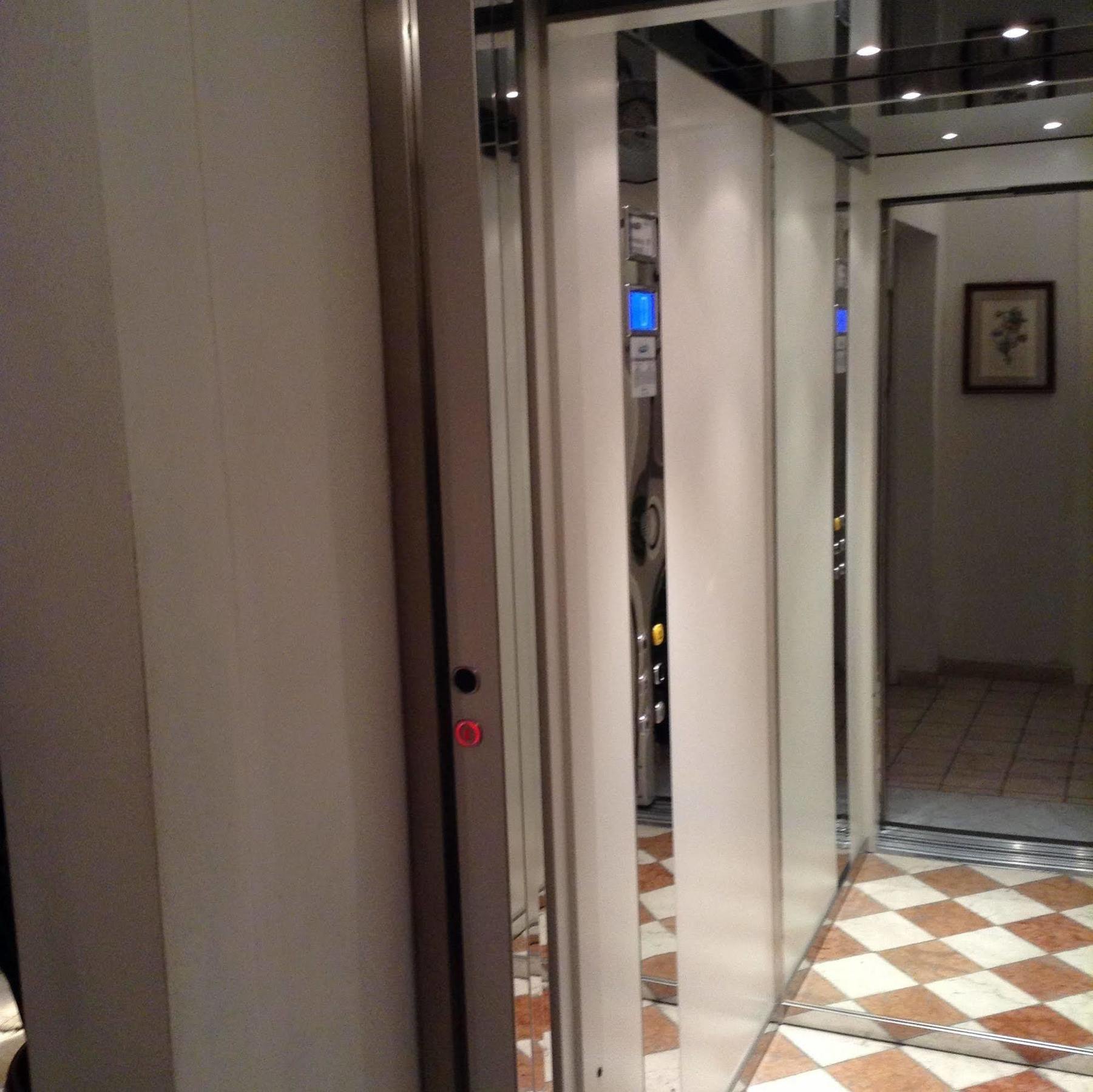 Albergo Giugni Πράτο Εξωτερικό φωτογραφία